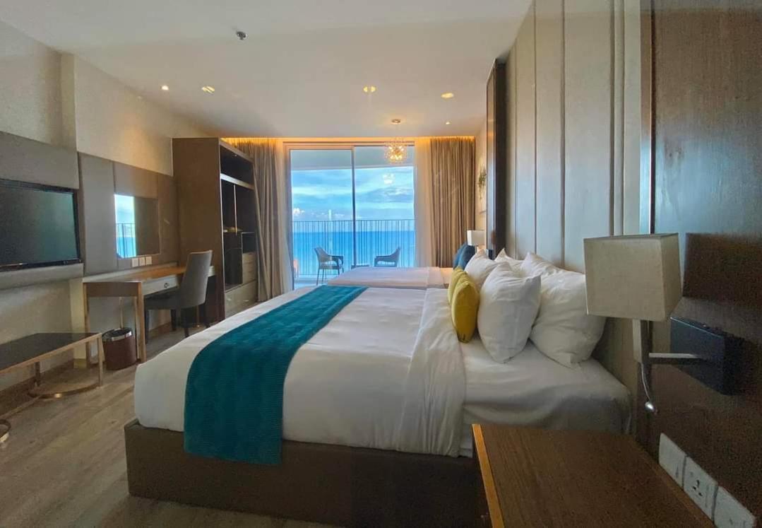 Panorama Oceanfront Suite Nha Trang Exterior foto