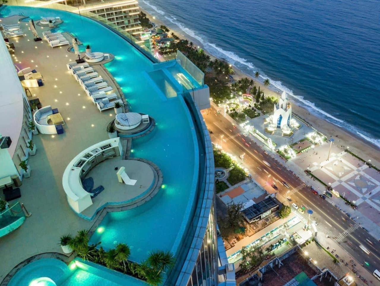 Panorama Oceanfront Suite Nha Trang Exterior foto