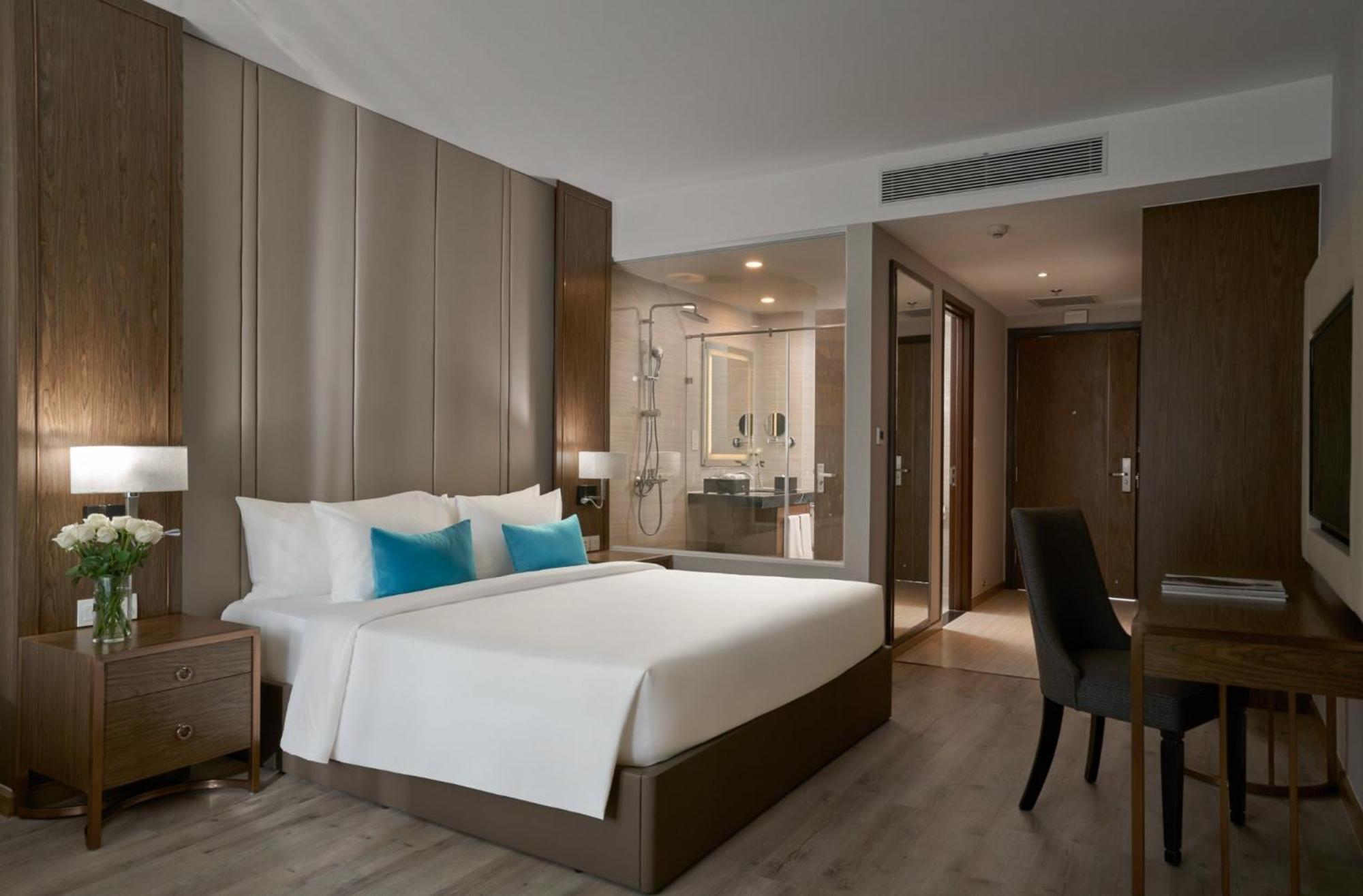 Panorama Oceanfront Suite Nha Trang Exterior foto